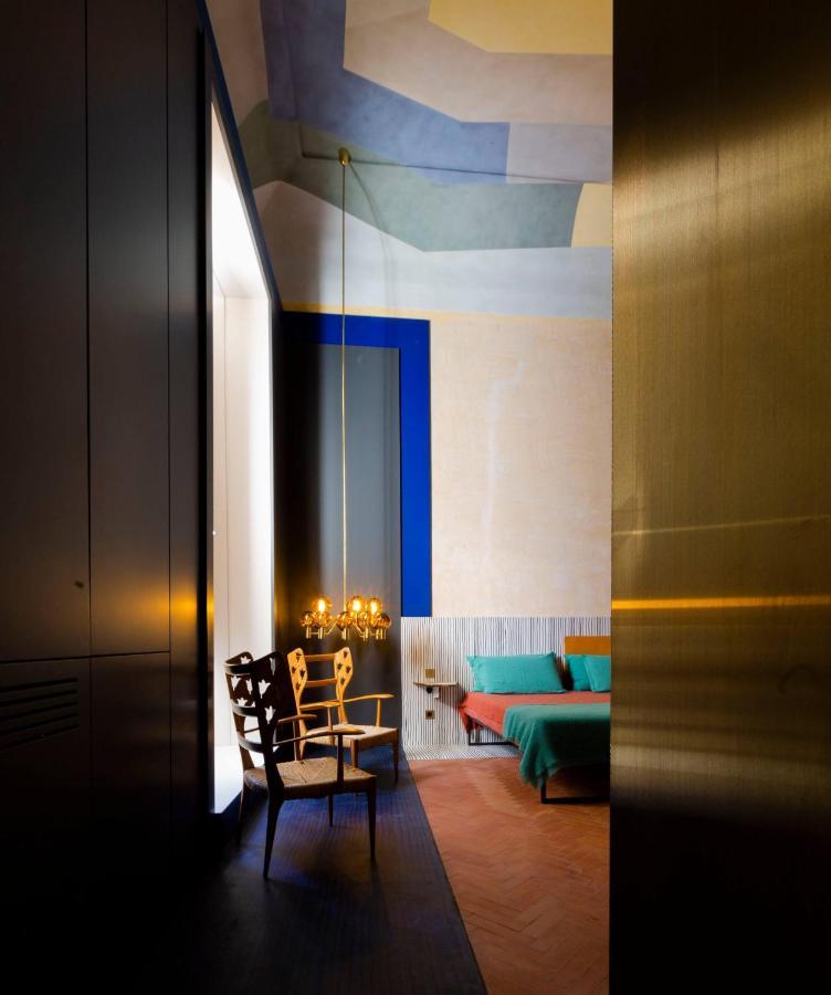מלון לצ'ה Palazzo Luce מראה חיצוני תמונה